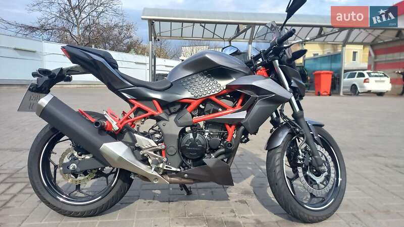 Мотоцикл Без обтекателей (Naked bike) Kawasaki Z 250SL 2015 в Киеве