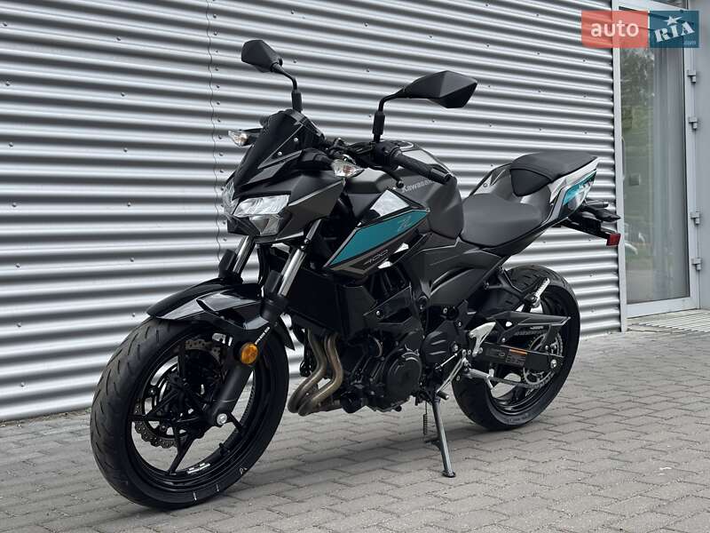Мотоцикл Без обтекателей (Naked bike) Kawasaki Z 400 2023 в Киеве