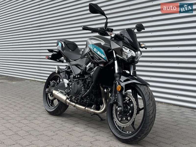 Мотоцикл Без обтекателей (Naked bike) Kawasaki Z 400 2023 в Киеве