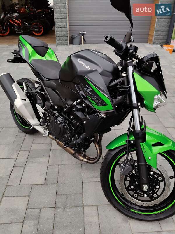 Мотоцикл Без обтекателей (Naked bike) Kawasaki Z 400 2021 в Берёзовке