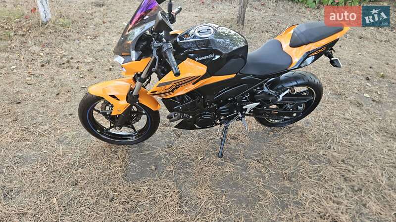 Спортбайк Kawasaki Z 400 2019 в Первомайську