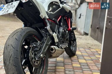 Мотоцикл Без обтекателей (Naked bike) Kawasaki Z 650 2022 в 