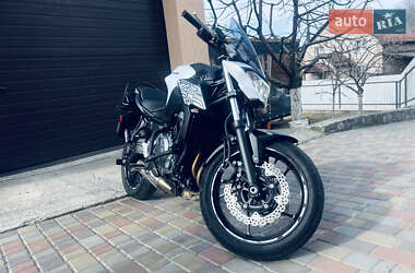 Мотоцикл Классик Kawasaki Z 650 2019 в 