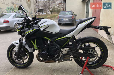 Мотоцикл Без обтікачів (Naked bike) Kawasaki Z 650 2020 в 