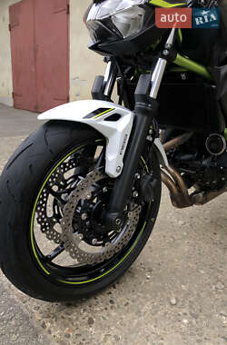 Мотоцикл Без обтікачів (Naked bike) Kawasaki Z 650 2020 в 