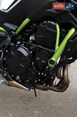 Мотоцикл Без обтікачів (Naked bike) Kawasaki Z 650 2020 в 