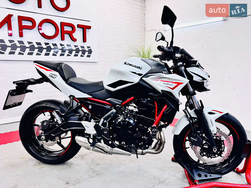 Kawasaki Z 650 2022