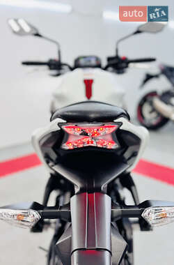 Спортбайк Kawasaki Z 650 2022 в 