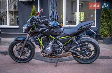 Мотоцикл Без обтікачів (Naked bike) Kawasaki Z 650 2018 в 
