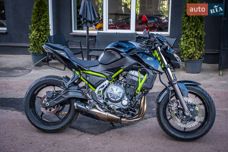 Мотоцикл Без обтікачів (Naked bike) Kawasaki Z 650 2018 в 