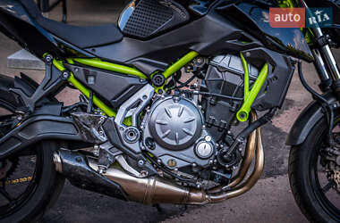 Мотоцикл Без обтікачів (Naked bike) Kawasaki Z 650 2018 в 