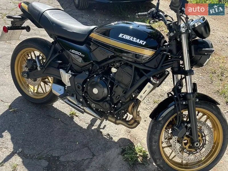 Kawasaki Z 650RS 2024