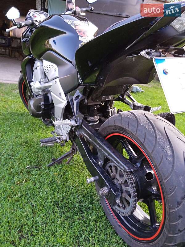 Мотоцикл Без обтікачів (Naked bike) Kawasaki Z 750 2011 в Миргороді