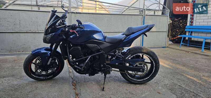 Kawasaki Z 750 2011