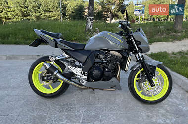 Спортбайк Kawasaki Z 750R 2004 в 