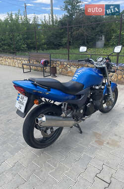 Мотоцикл Классик Kawasaki Z 750R 1999 в  фото 2 Мотоцикл Классик Kawasaki Z 750R 1999 в