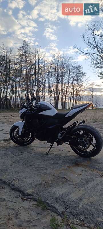 Мотоцикл Без обтікачів (Naked bike) Kawasaki Z 800 2016 в Ізюмі