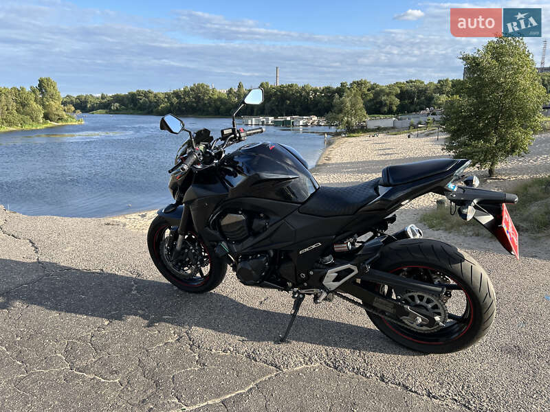 Мотоцикл Без обтікачів (Naked bike) Kawasaki Z 800 2013 в Кам'янському
