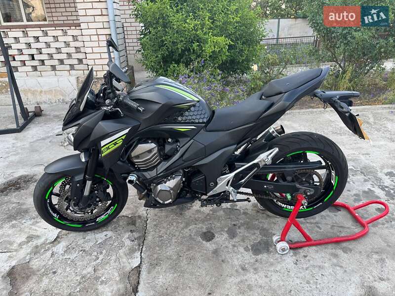 Kawasaki Z 800 2016