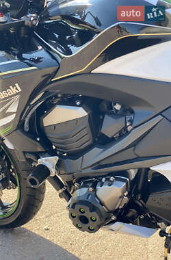 Мотоцикл Без обтекателей (Naked bike) Kawasaki Z 800 2013 в 