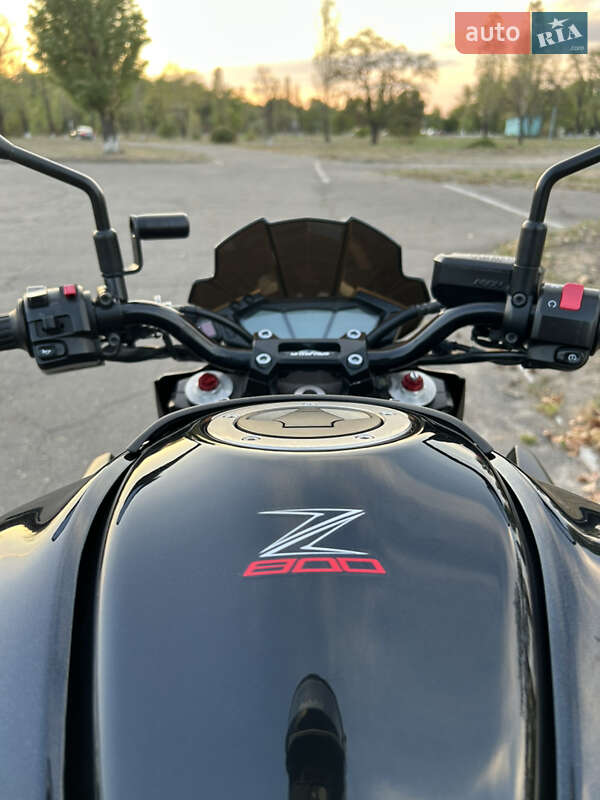 Мотоцикл Без обтекателей (Naked bike) Kawasaki Z 800 2013 в Днепре