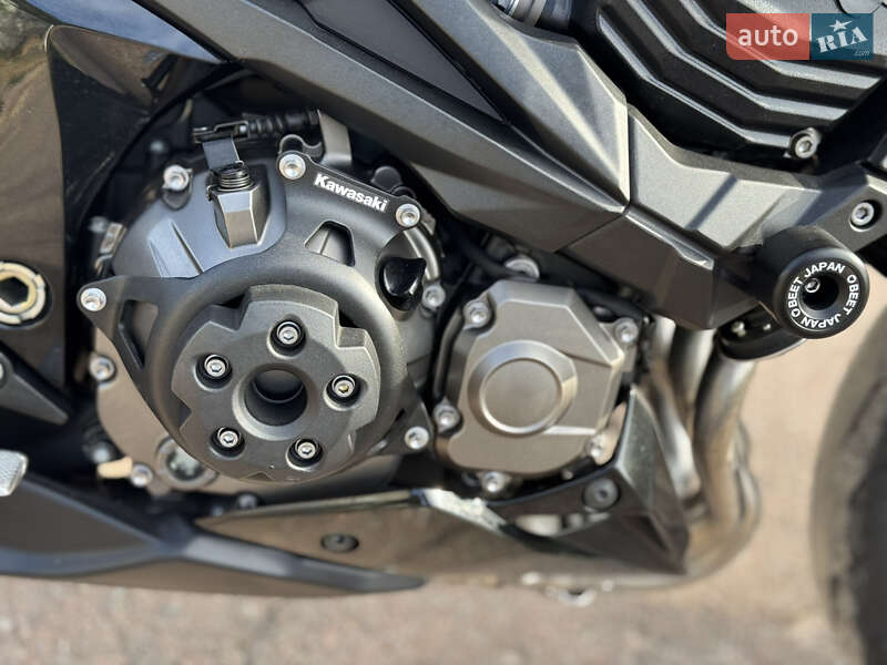 Мотоцикл Без обтекателей (Naked bike) Kawasaki Z 800 2013 в Сновске фото 10 Мотоцикл Без обтекателей (Naked bike) Kawasaki Z 800 2013 в Сновске