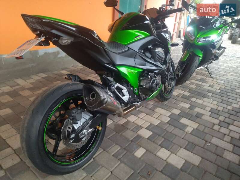 Мотоцикл Без обтікачів (Naked bike) Kawasaki Z 800 2013 в Бучі