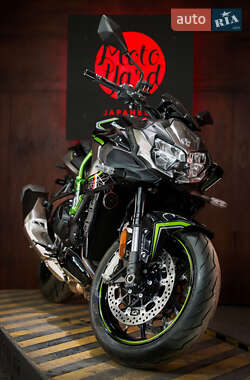 Спортбайк Kawasaki Z H2 2020 в 