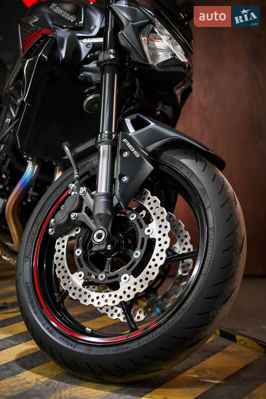 Мотоцикл Без обтікачів (Naked bike) Kawasaki Z900 2020 в Дніпрі