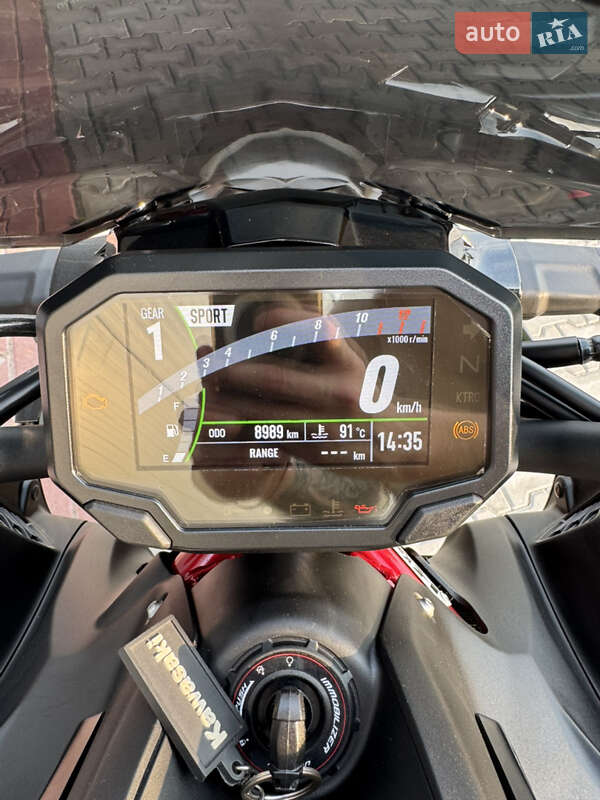 Мотоцикл Без обтекателей (Naked bike) Kawasaki Z900 2021 в Киеве