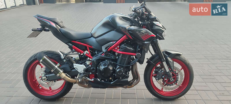 Мотоцикл Без обтікачів (Naked bike) Kawasaki Z900 2021 в Черкасах