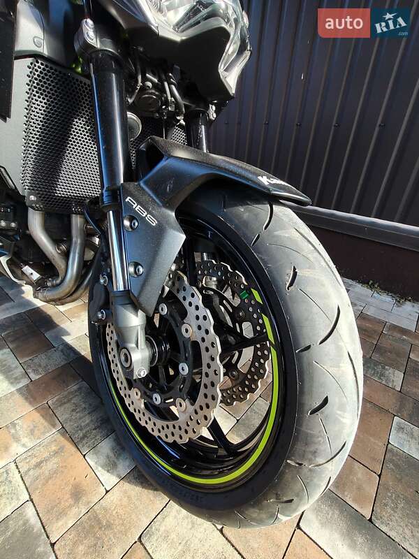 Мотоцикл Без обтекателей (Naked bike) Kawasaki Z900 2021 в Белогородке фото 7 Мотоцикл Без обтекателей (Naked bike) Kawasaki Z900 2021 в Белогородке