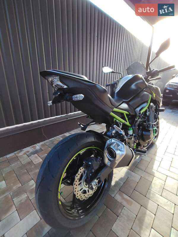 Мотоцикл Без обтекателей (Naked bike) Kawasaki Z900 2021 в Белогородке фото 14 Мотоцикл Без обтекателей (Naked bike) Kawasaki Z900 2021 в Белогородке