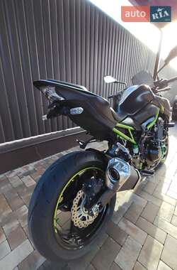 Мотоцикл Без обтікачів (Naked bike) Kawasaki Z900 2021 в  фото 14 Мотоцикл Без обтікачів (Naked bike) Kawasaki Z900 2021 в