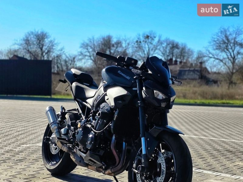 Мотоцикл Без обтекателей (Naked bike) Kawasaki Z900 2025 в Тараще