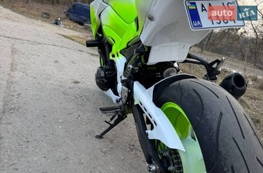 Спортбайк Kawasaki Z900 2021 в Киеве