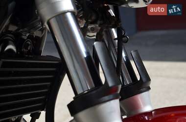 Мотоцикл Классик Kawasaki ZR 2001 в 
