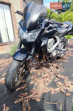 Мотоцикл Классик Kawasaki ZR 2008 в 