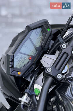 Мотоцикл Без обтекателей (Naked bike) Kawasaki ZR 2015 в 