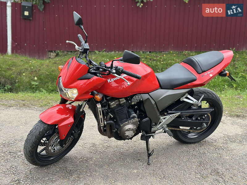 Мотоцикл Кросс Kawasaki ZR 2004 в Старом Самборе