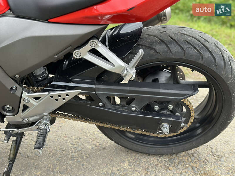 Мотоцикл Кросс Kawasaki ZR 2004 в Старом Самборе