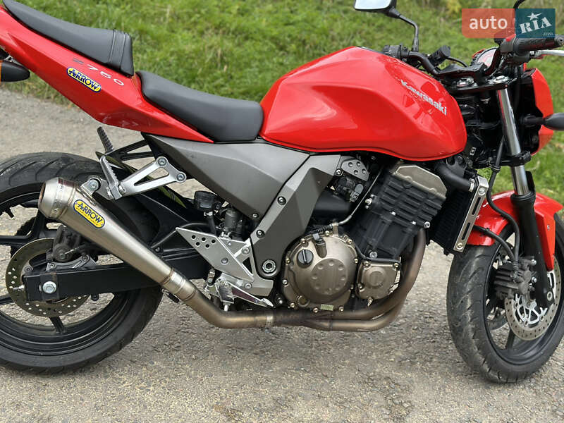 Мотоцикл Кросс Kawasaki ZR 2004 в Старом Самборе