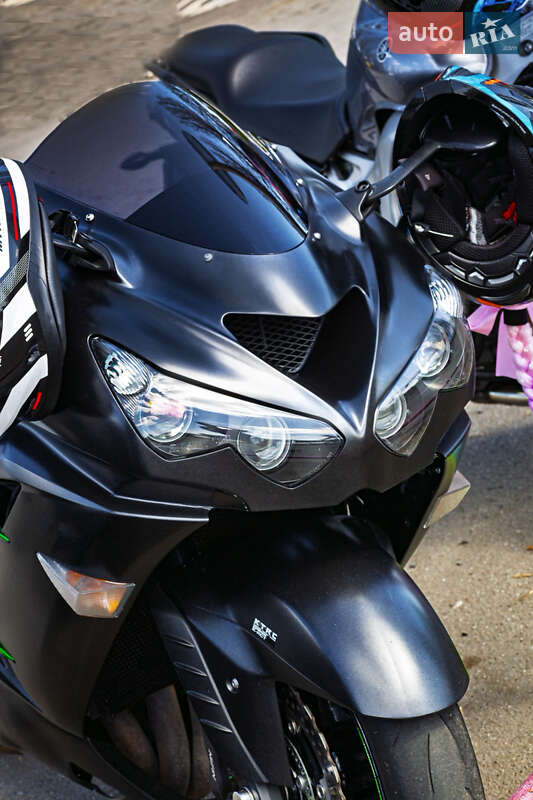 Спортбайк Kawasaki ZX 14 2015 в Хмельницькому