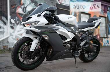 Спортбайк Kawasaki ZX 6R 636 2021 в Киеве