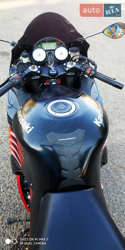 Мотоцикл Спорт-туризм Kawasaki ZZR 1400 2007 в Глыбокой