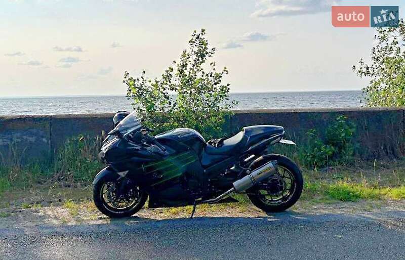 Спортбайк Kawasaki ZZR 1400 2016 в Киеве