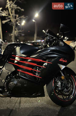 Спортбайк Kawasaki ZZR 1400 2015 в 