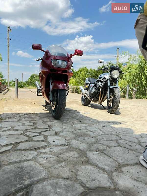 Мотоцикл Туризм Kawasaki ZZR 400 2001 в Одессе