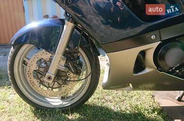 Мотоцикл Спорт-туризм Kawasaki ZZR 400 2006 в 