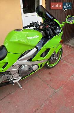 Мотоцикл Спорт-туризм Kawasaki ZZR 600 1995 в Киеве